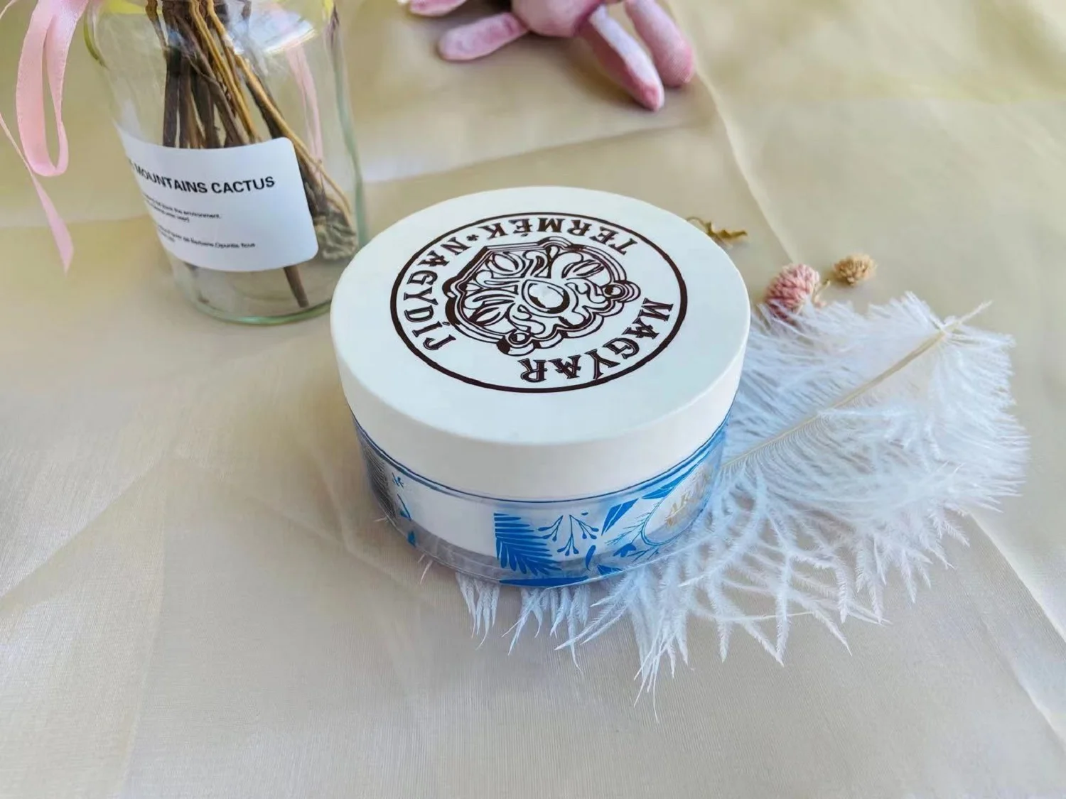 Round AS plastic cream jar 200g 300g and custom printing red yellow blue cosmetic jar