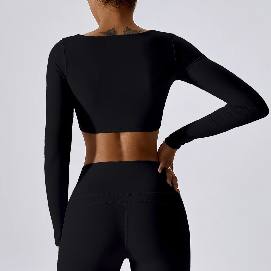 Long Sleeves Naked Feeling Comfortable Gym Tops Girls Slim Quick Dry Sweat-wicking Sports T-shirts Tank Top With Built In Bra