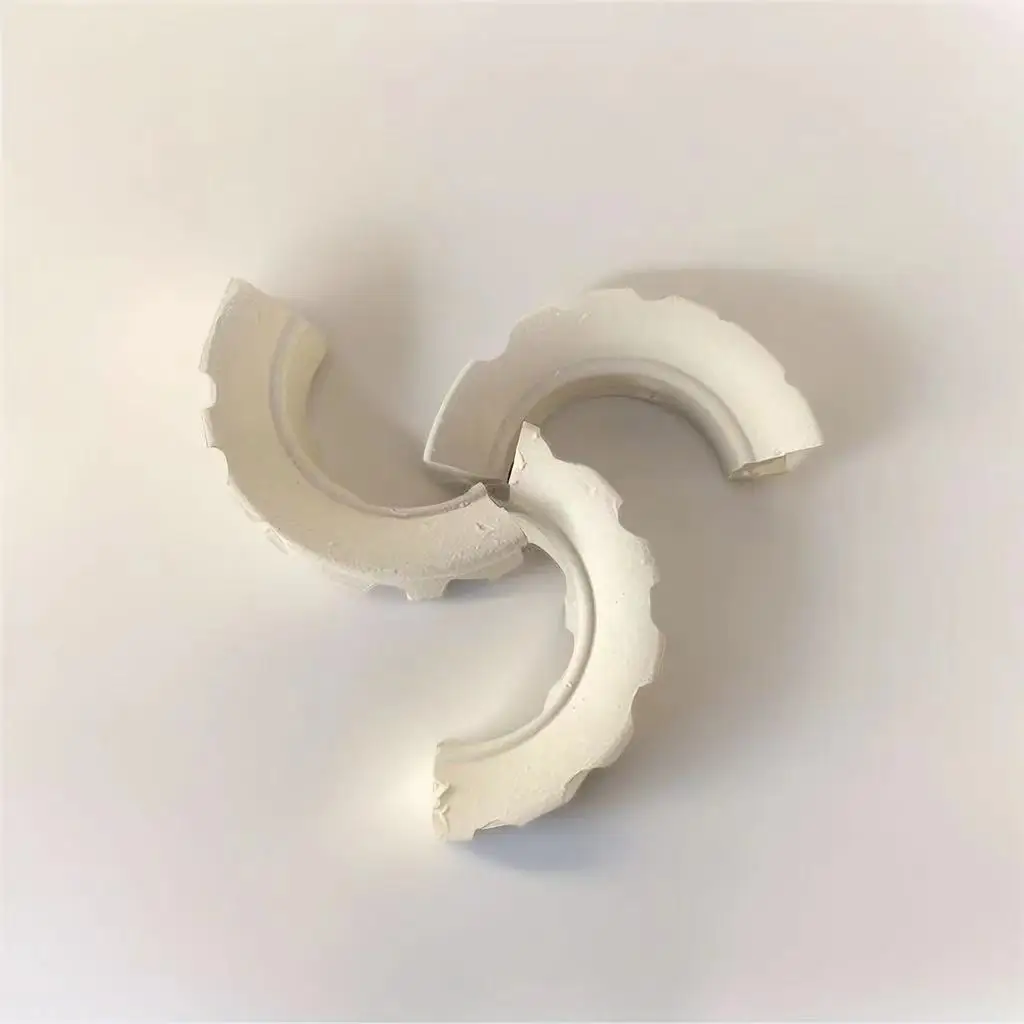 Customizing different saddle ring industrial acid resistant ceramic fillers Red refractory acid resistant brick