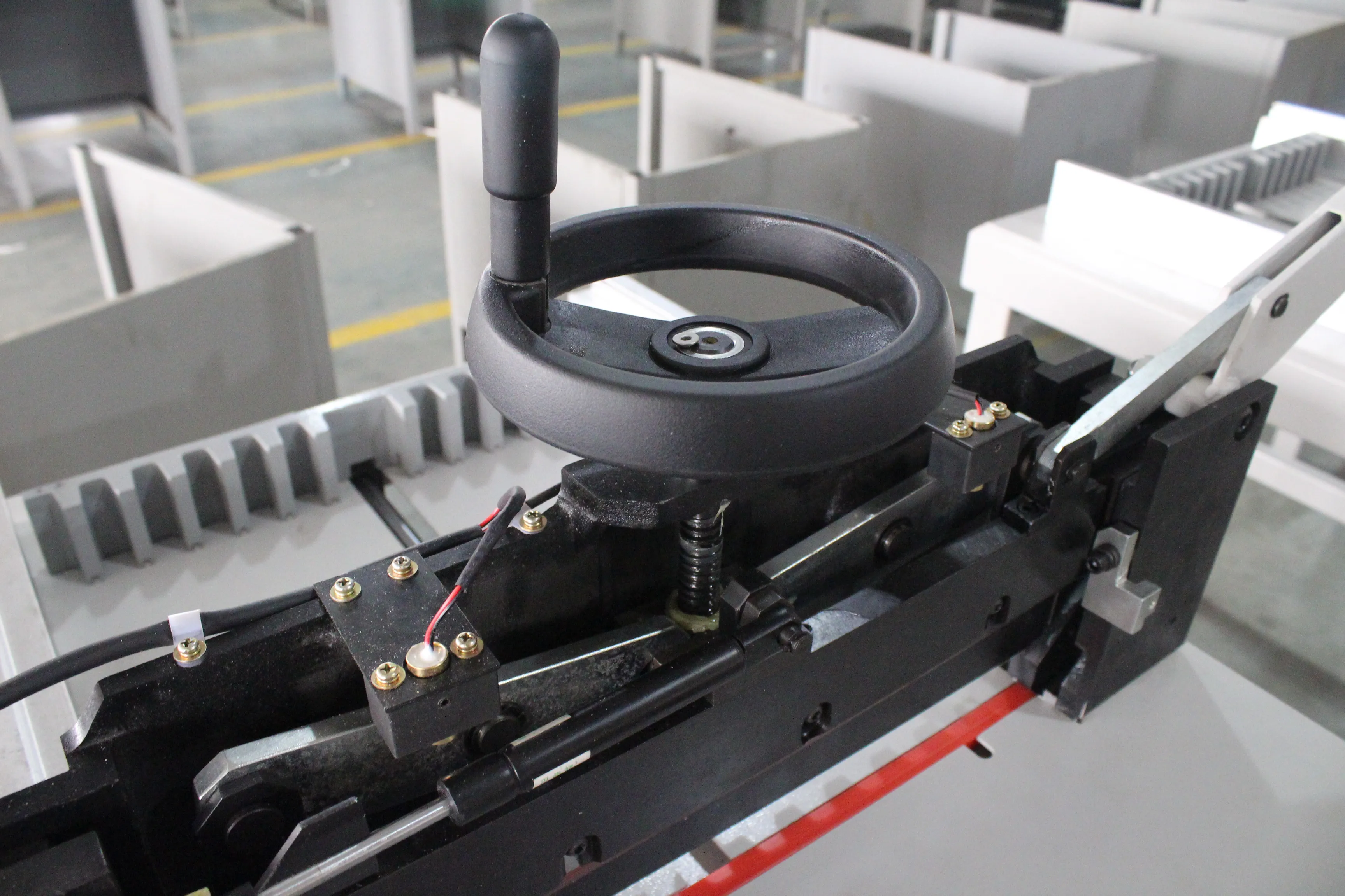 Manual Paper Cutter for 470mm (4708)