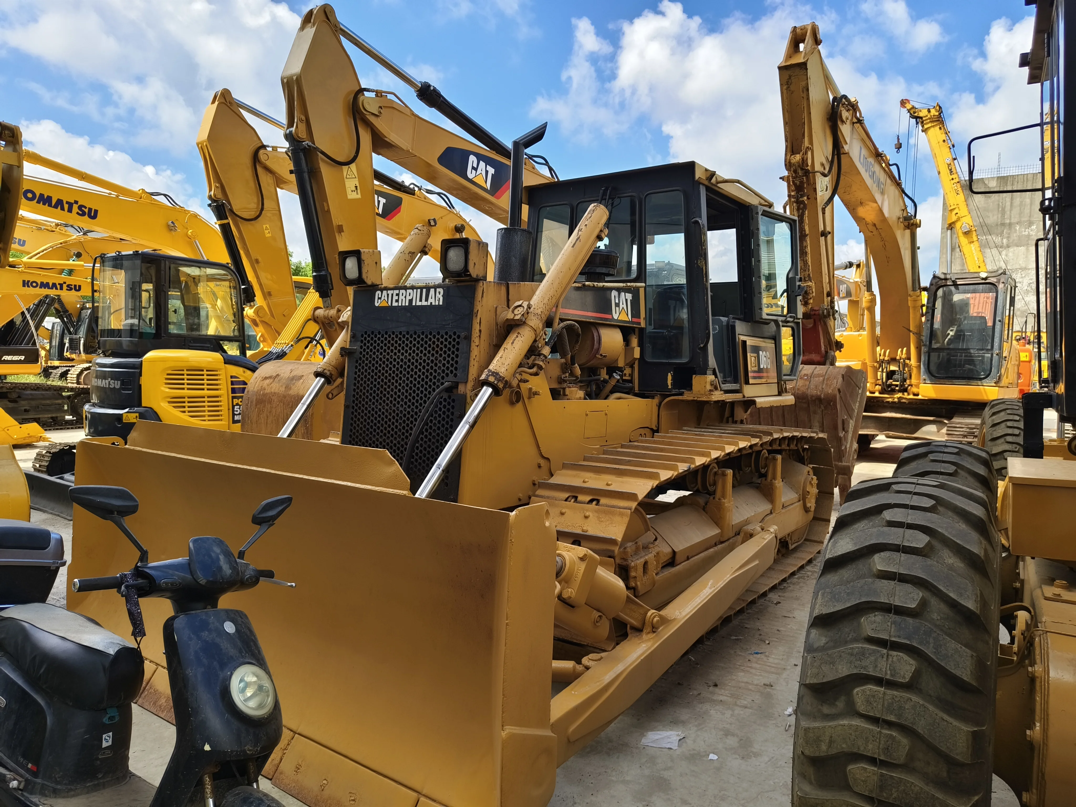 Free Parts Caterpillar D6g bulldozer/ japan buldozer/used cat D6g cheap D5K D5G D7G D8R