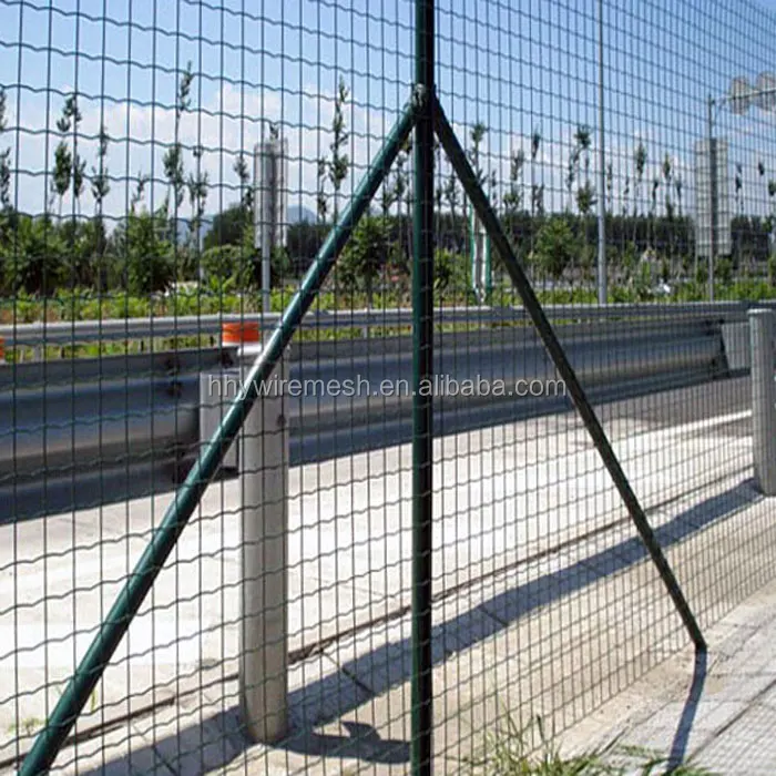 Customized Galvanized/PVC Coated Wire Mesh Fence with Metal Frame Security Fence Accessories Farm Sports Fencing