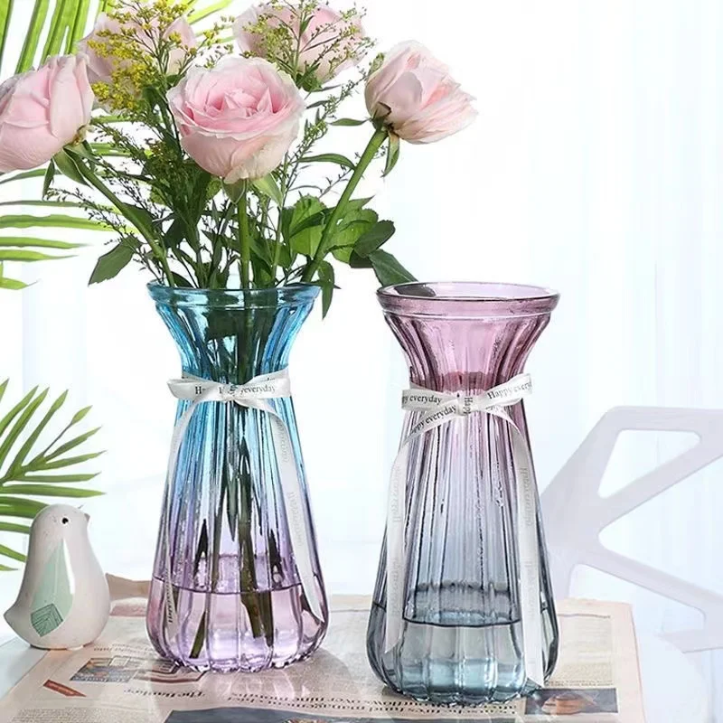 Wholesale Gift Glass Bud Vases Colored Mini Decor Vintage Home Wedding Glass Bottles Flowers Small Vases