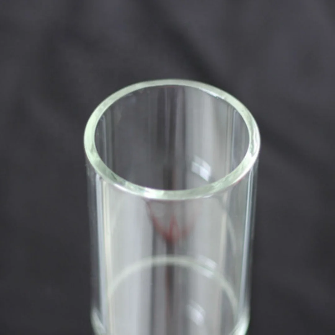 
 В наличии трубы из боросиликатного цветного пирекса и прозрачного стекла  