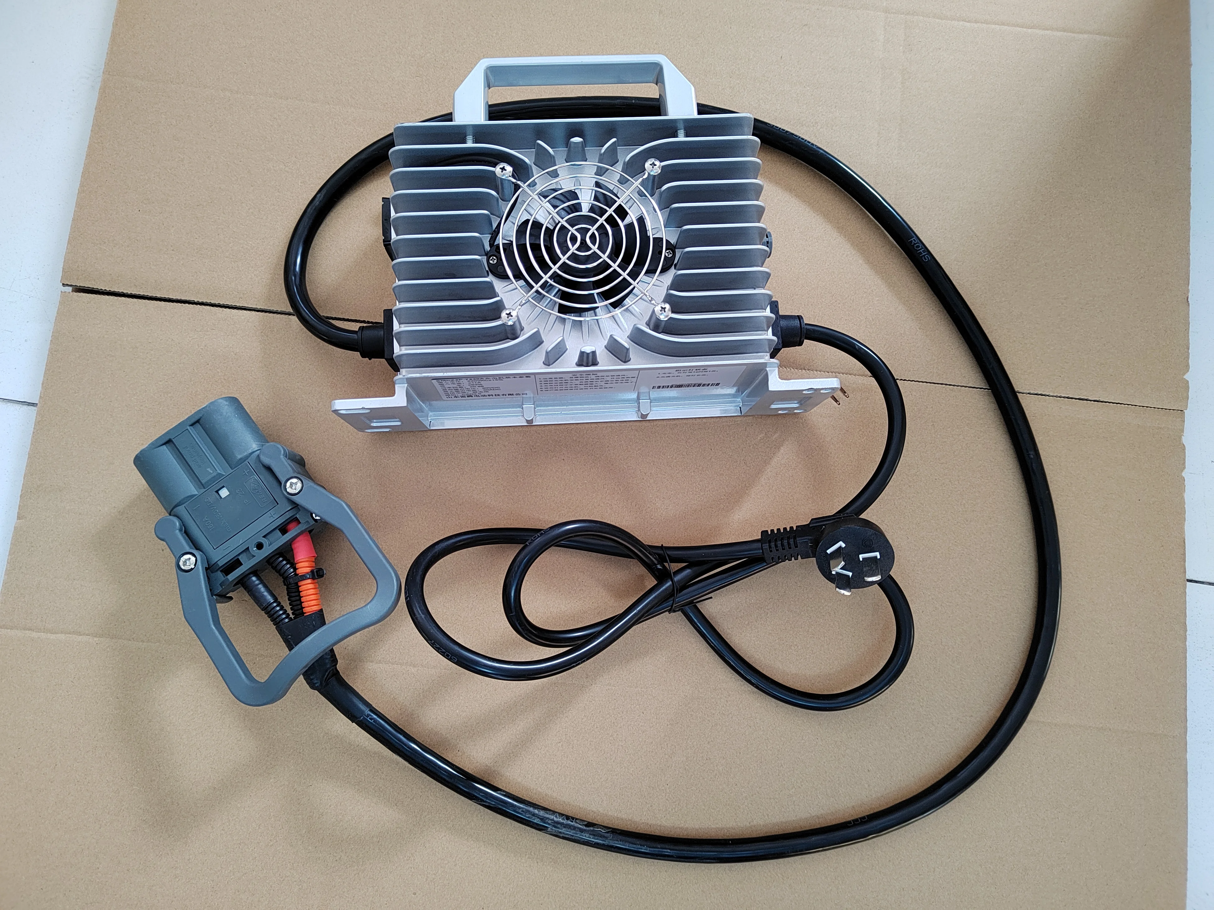 Portable Lithium Ion Battery Charger 2000W 24V 48V 60V 72V 80V 84V 96V  Electric Tricycle Truck Golf Cart EV Car Battery Charger