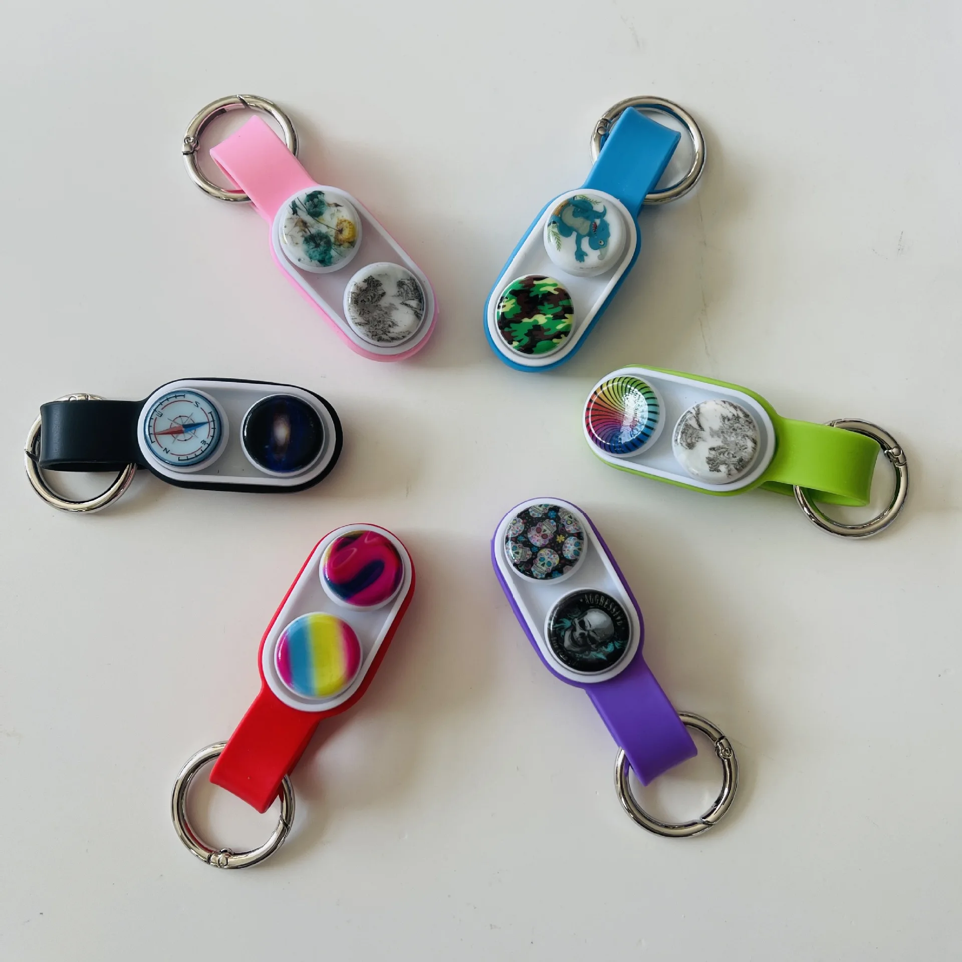 2023 Socket Poppers Squeeze Fidget Toys Set Stress Relief Sensory Popping Silicone PopPuck Colorful Keychain Kids Adults