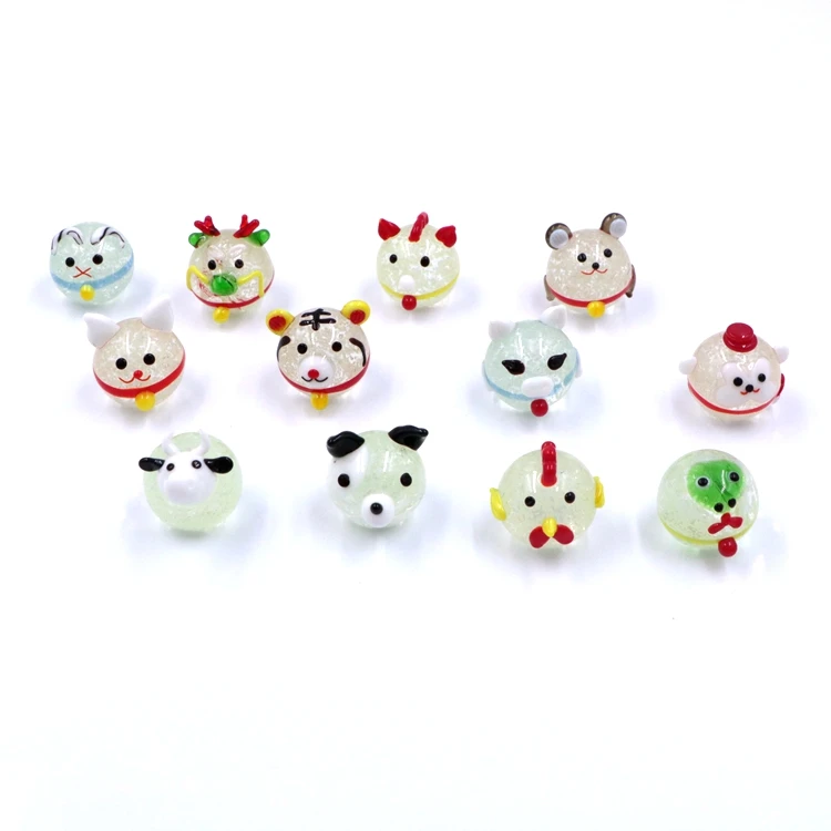 Набор миниатюрных стеклянных фигурок со светящимися знаками Зодиака