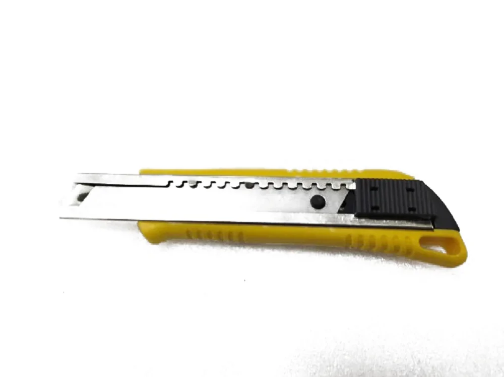 
19pcs Hot sale professional auto car hand repair with plastic box tool kit tool set 