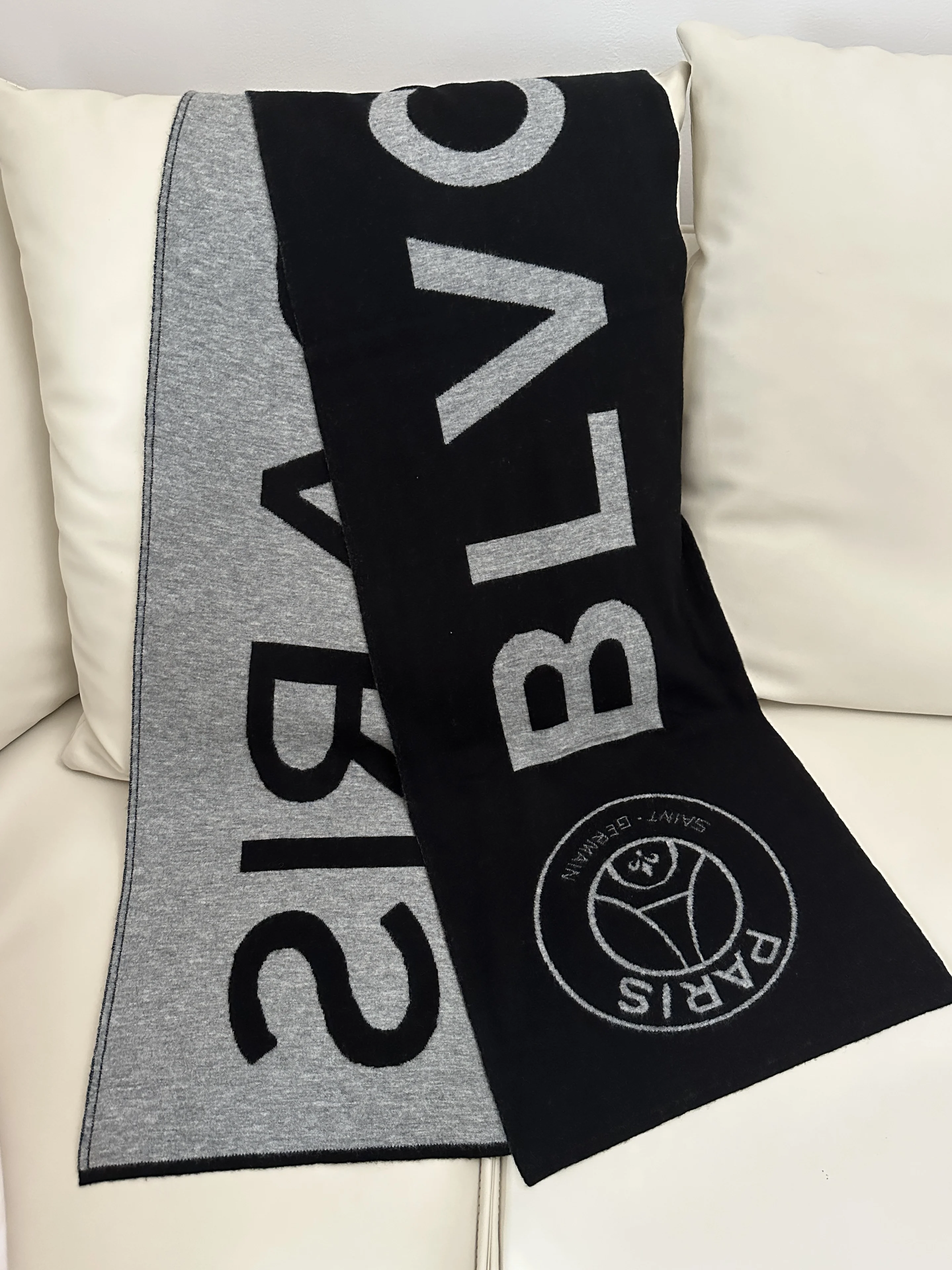 100% wool scarf fashion warm foreign style all-in-one male and female couples winter neck Scarf wholesale