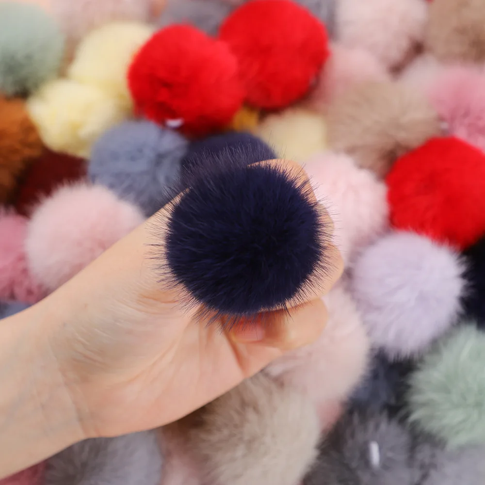 Factory wholesale Faux mink fur 4-5 CM pompom fur ball DIY all-match decorative accessories pom pon Furry Ball fir Keychains