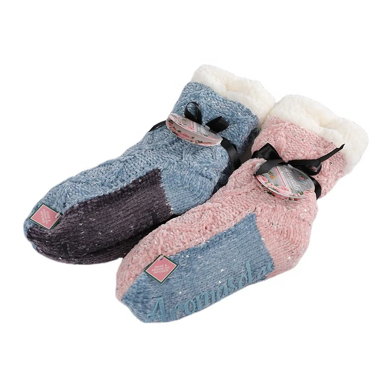 2022 Cute Soft Warm Casual Acrylic Anti Slip Flannel Indoor Boot Thick Socks For Women