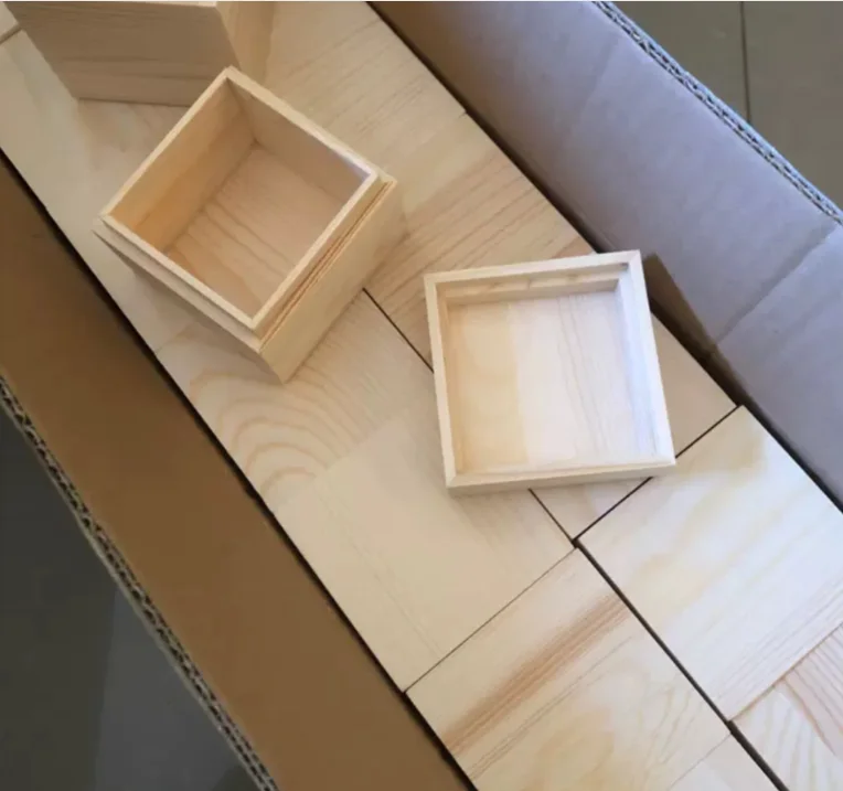 Chuanghua Custom Wood Christmas Gift Box Gift Boxes With Acrylic glass Windows Gift Wooden Boxes With Handles