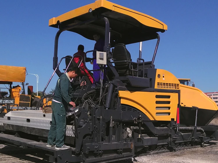 9m SRP90S Asphalt Concrete Paver With Spare Parts in Stock Ready to Ship