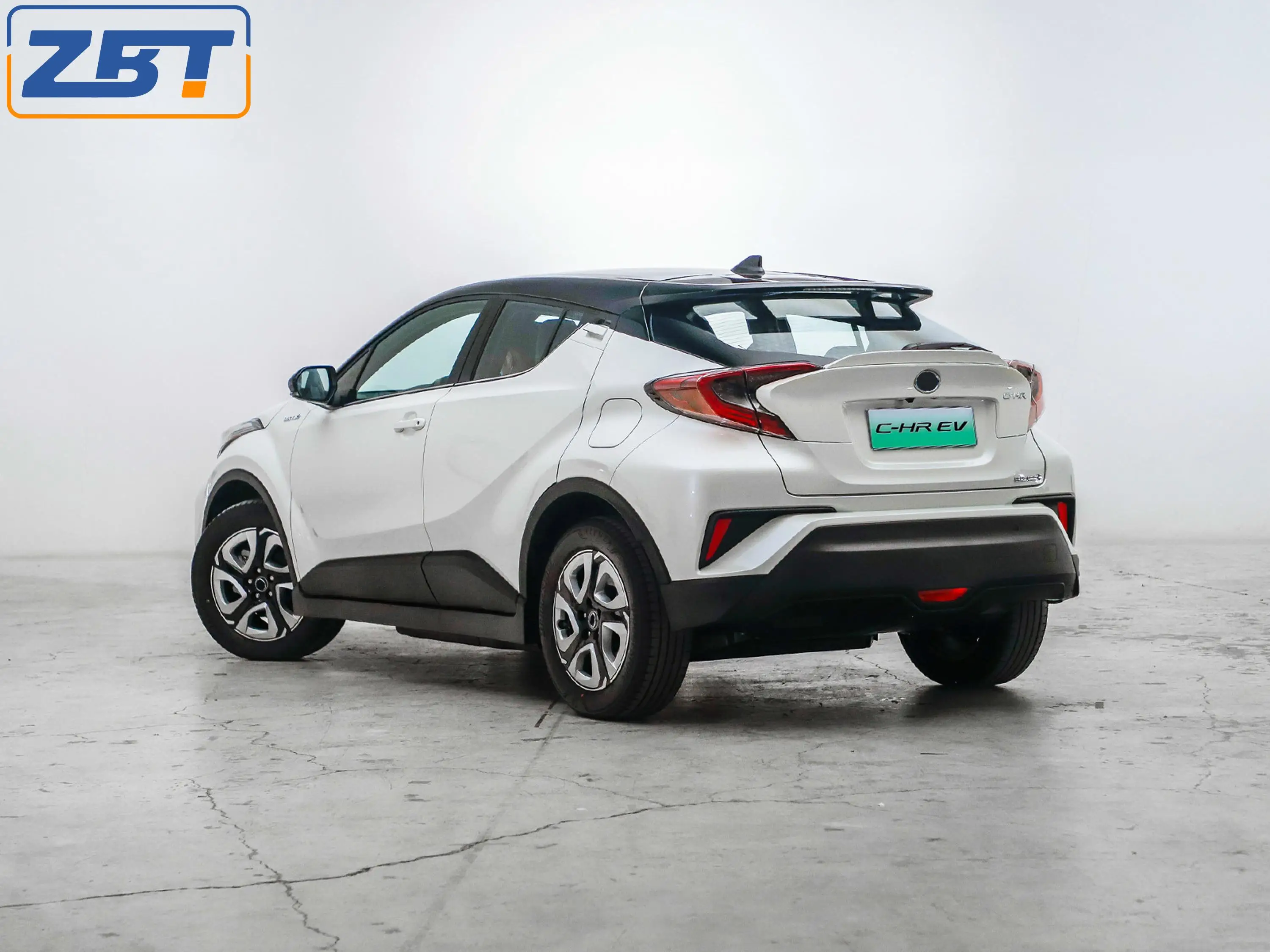 Горячая продажа C-HR автомобилей EV высокоскоростной 4x2 2WD FWD электрический автомобиль такси Супер дальний NEDC Средний внедорожник с большим ЖК-экраном