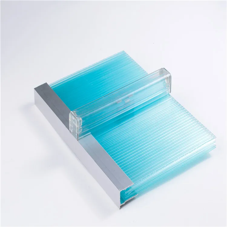 2mm 4mm Hollow Structure u heat resistance lock polycarbonate roofing sheet