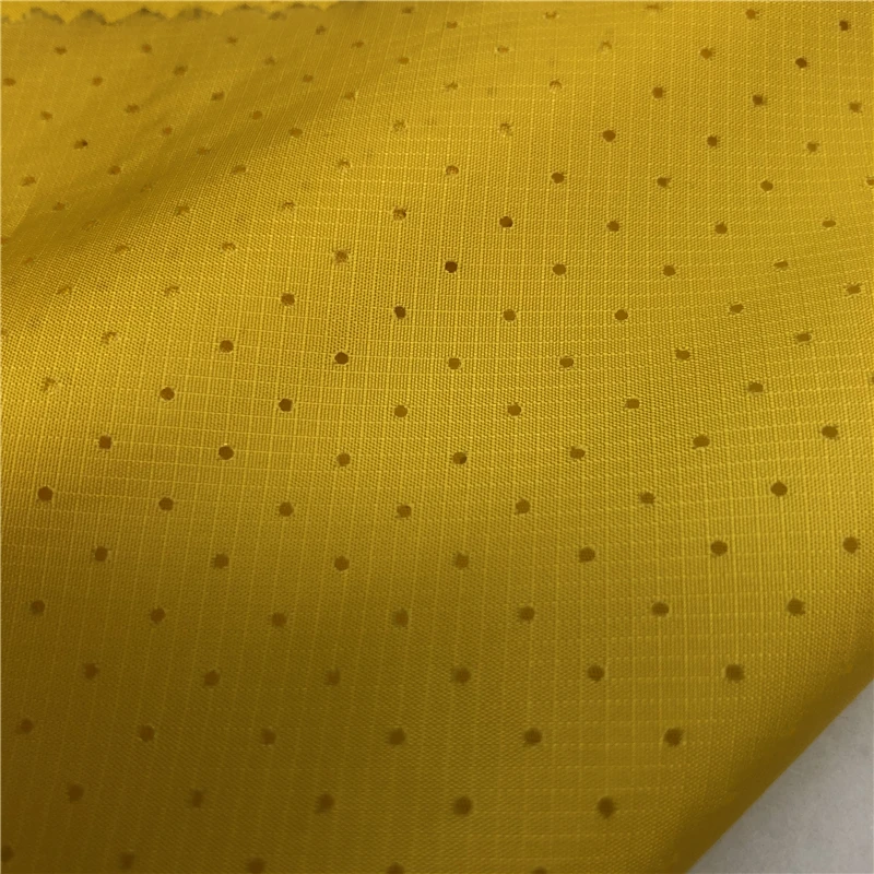 0.15 Plaid and punching hole water resistant 40d ripstop nylon fabric for skin coat