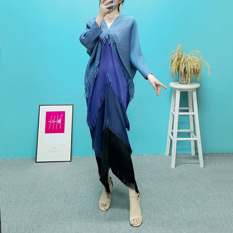 Pleated Dress Women Plaid Color Dress Large Size Sleeveless High Fashion Long Beach Dress