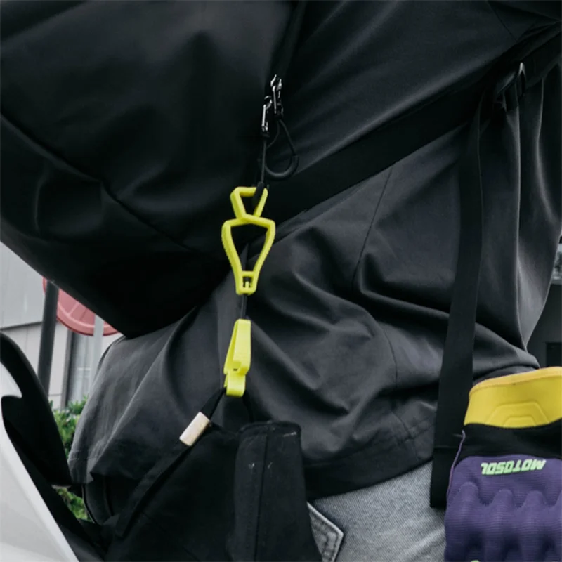 BOZZYS portable safety glove clips holder high vis clipper grabber for worker construction guard labor,glasses helmets glove