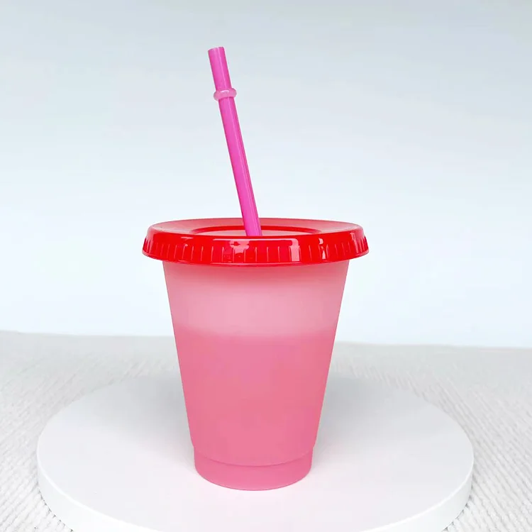 16oz Small Cute Reusable Plastic Travel Cups Coffee Tumbler Ice Cold Water Color Changing Cup With Lids and Straws