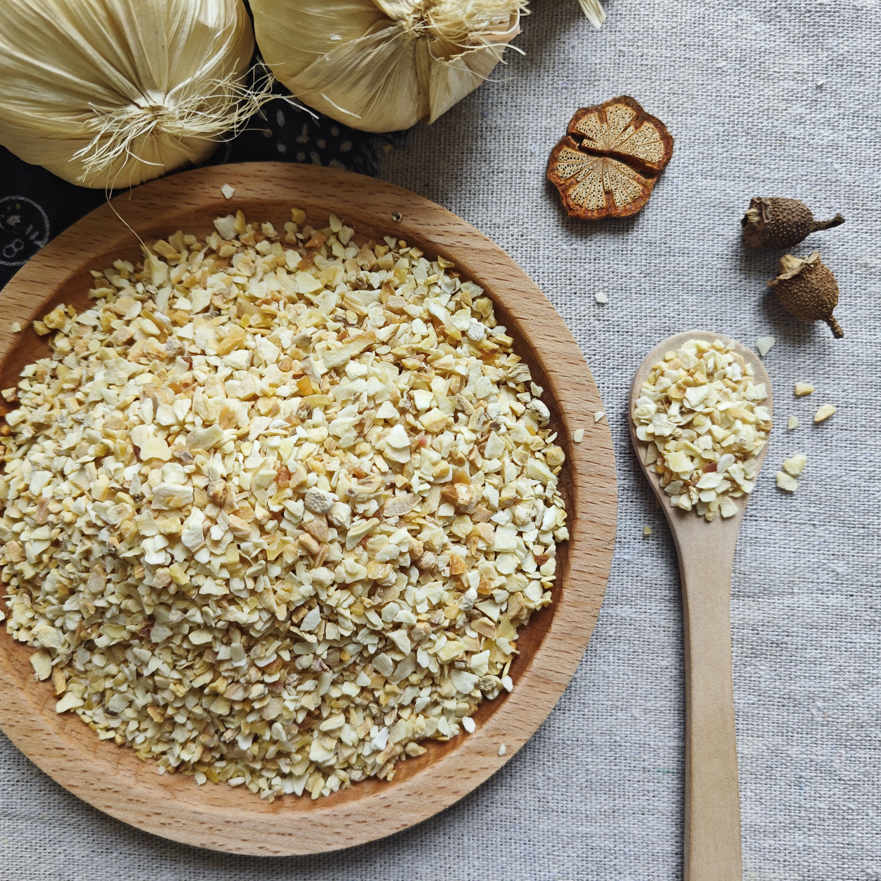 High Quality Air-Dried Garlic Granules Spicy Packaging From China Low Price Dehydrated Garlic Root Baked Processing Type