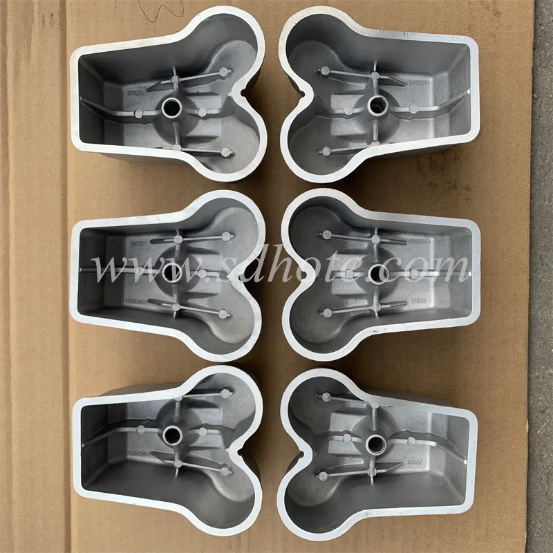 TD2226B Engine Cylinder Head Cover 13053431 12159819 4110001949021 860131897