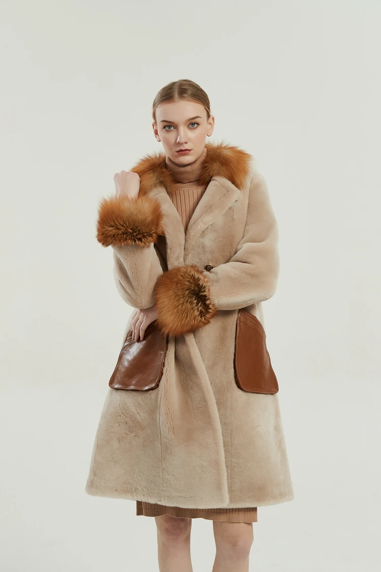 
Best Price Superior Quality Best Selling Durable Using Long Fur Coat Womens 