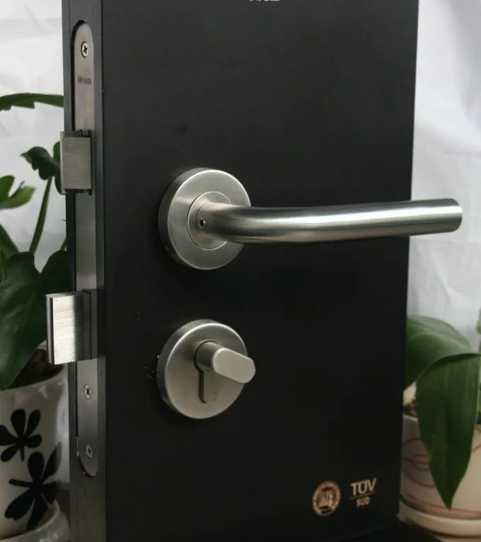 Doors Hardware Zinc Alloy Security Silent Door Handle Lock