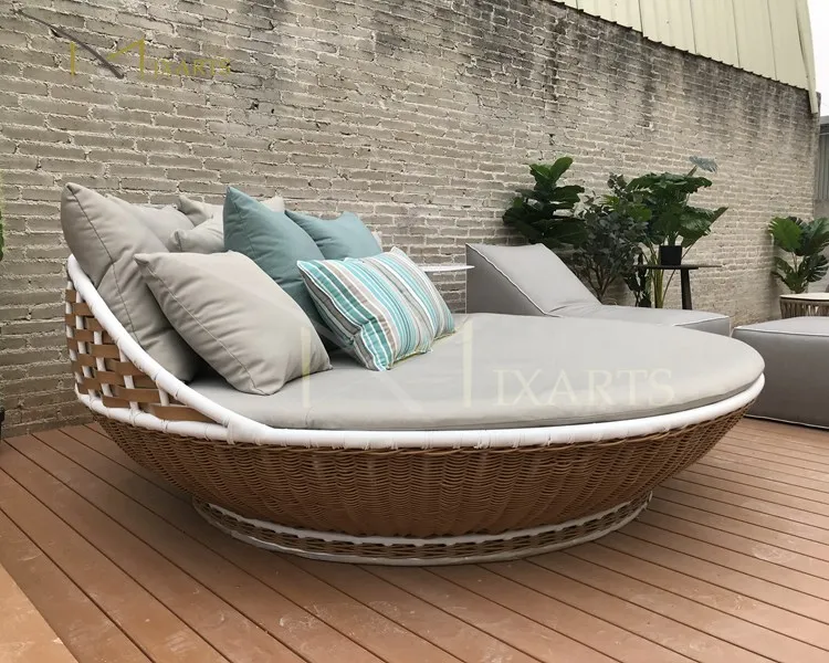 
Round Outdoor Daybed Poly Rattan Wicker Day Bed Sun Lounger with Side Table 