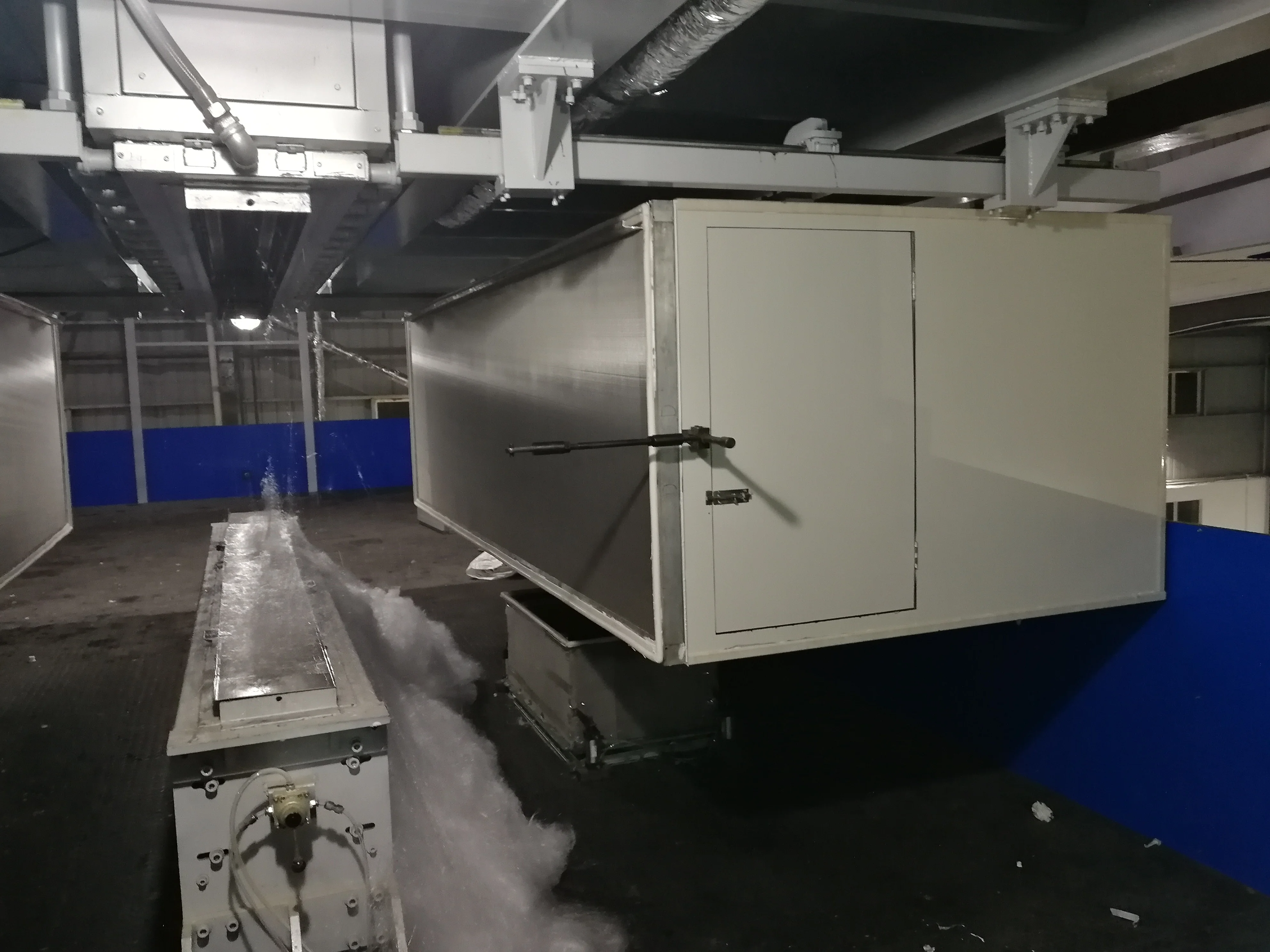 Huiyu 1.6 Meter SSS Spunbonded Nonwoven Machine for Fabric Roll Making