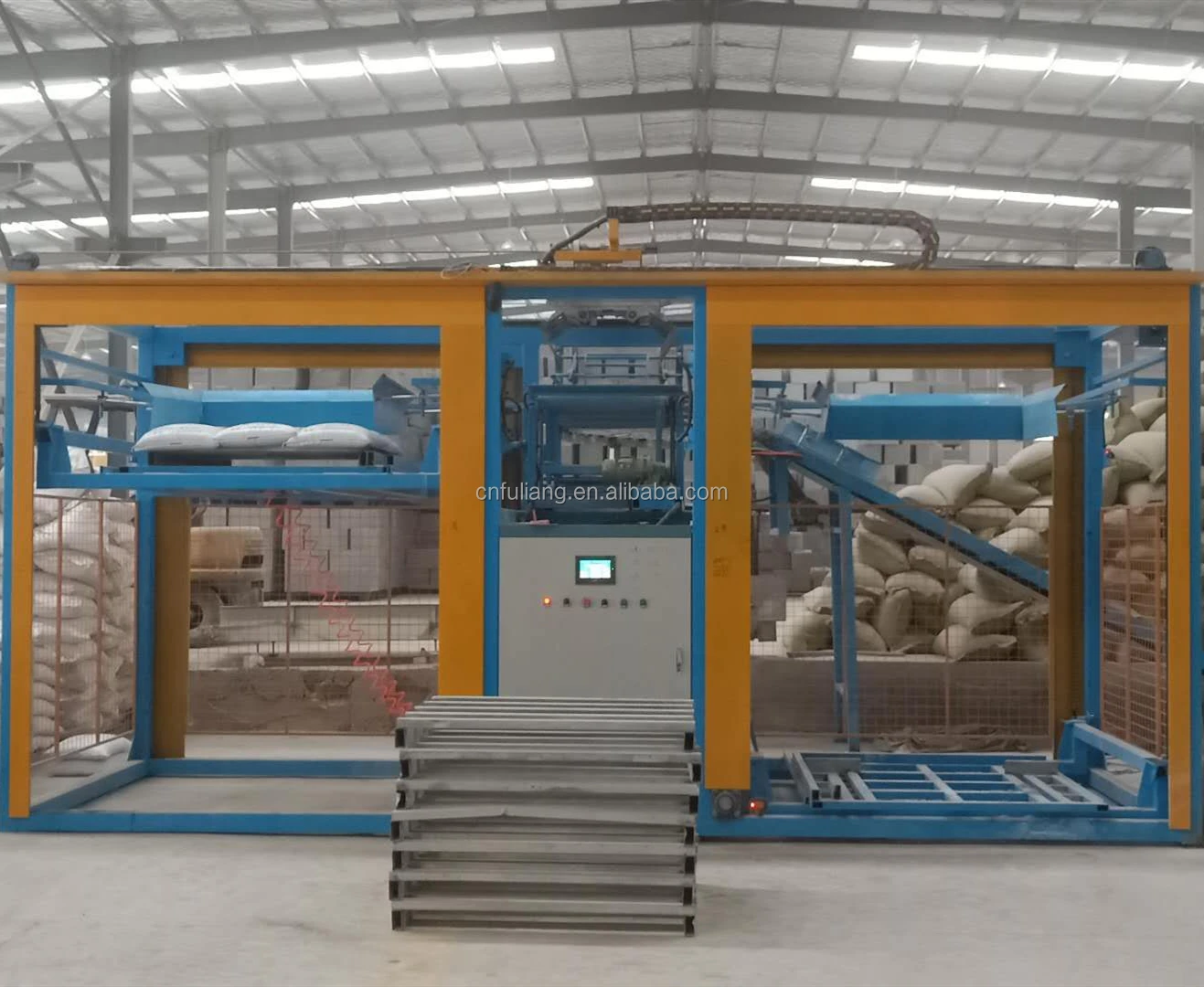 Fully automatic bag packing line with robot palletizer for rice grain