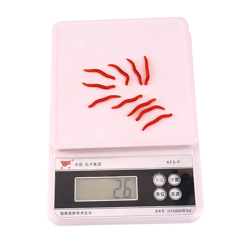 Luya bait simulation soft bait earthworm false red worm 4 sections red worm bait 3.5 cm