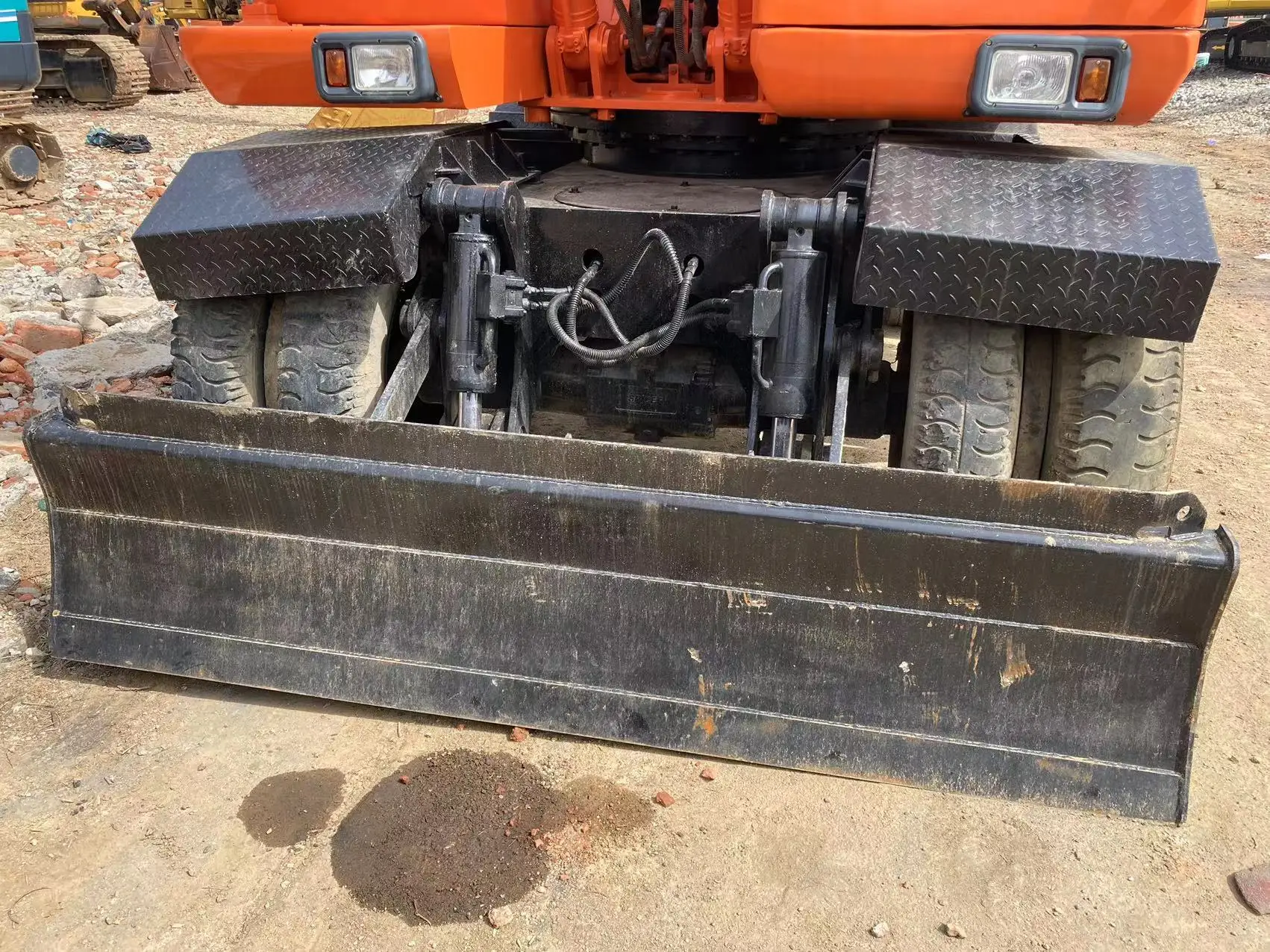 Second hand Doosan DH150W good appearance ready for work 15 ton wheel excavator