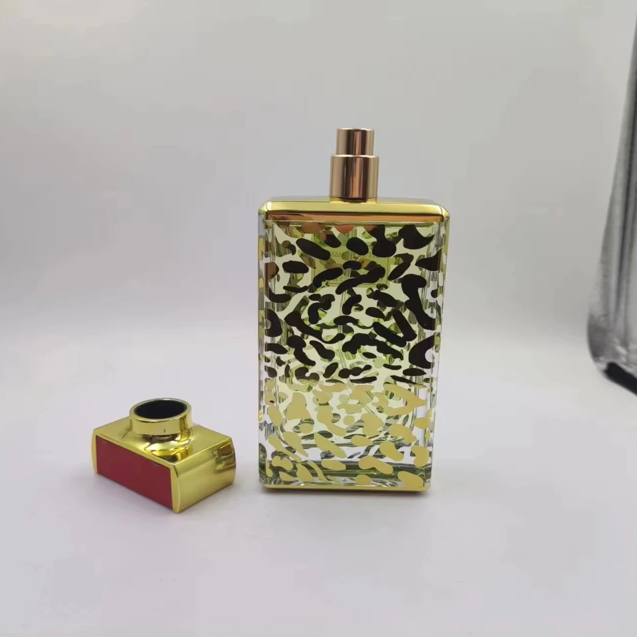Заводские продажи оптовая продажа 1:1 роскошные духи подарочные наборы женские и мужские одеколоны