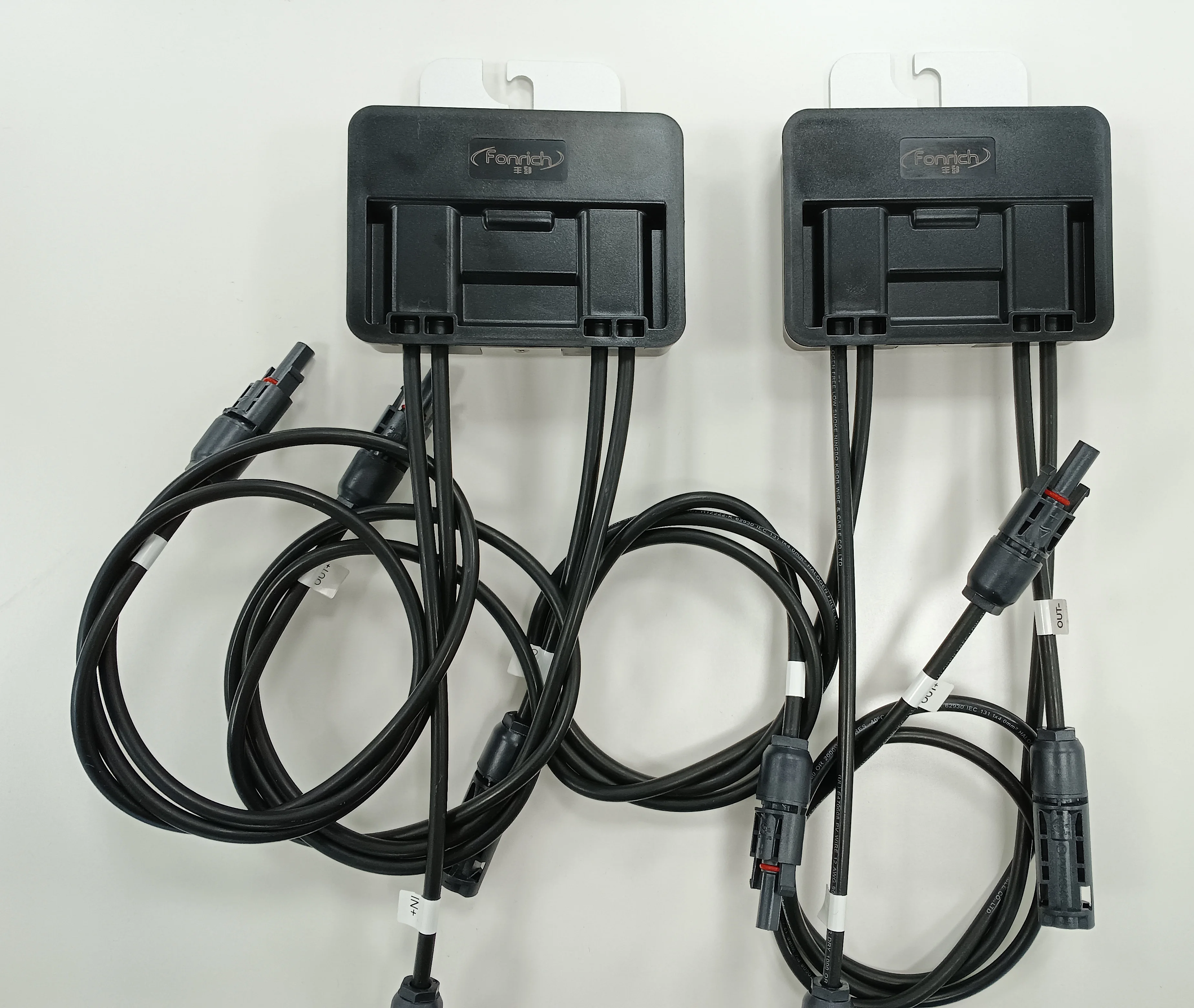 Bidirectional PLC Communication Two By One Solar Power Optimizer FR-PVMB-C100D With 1100W 1400W Panels Optimizer