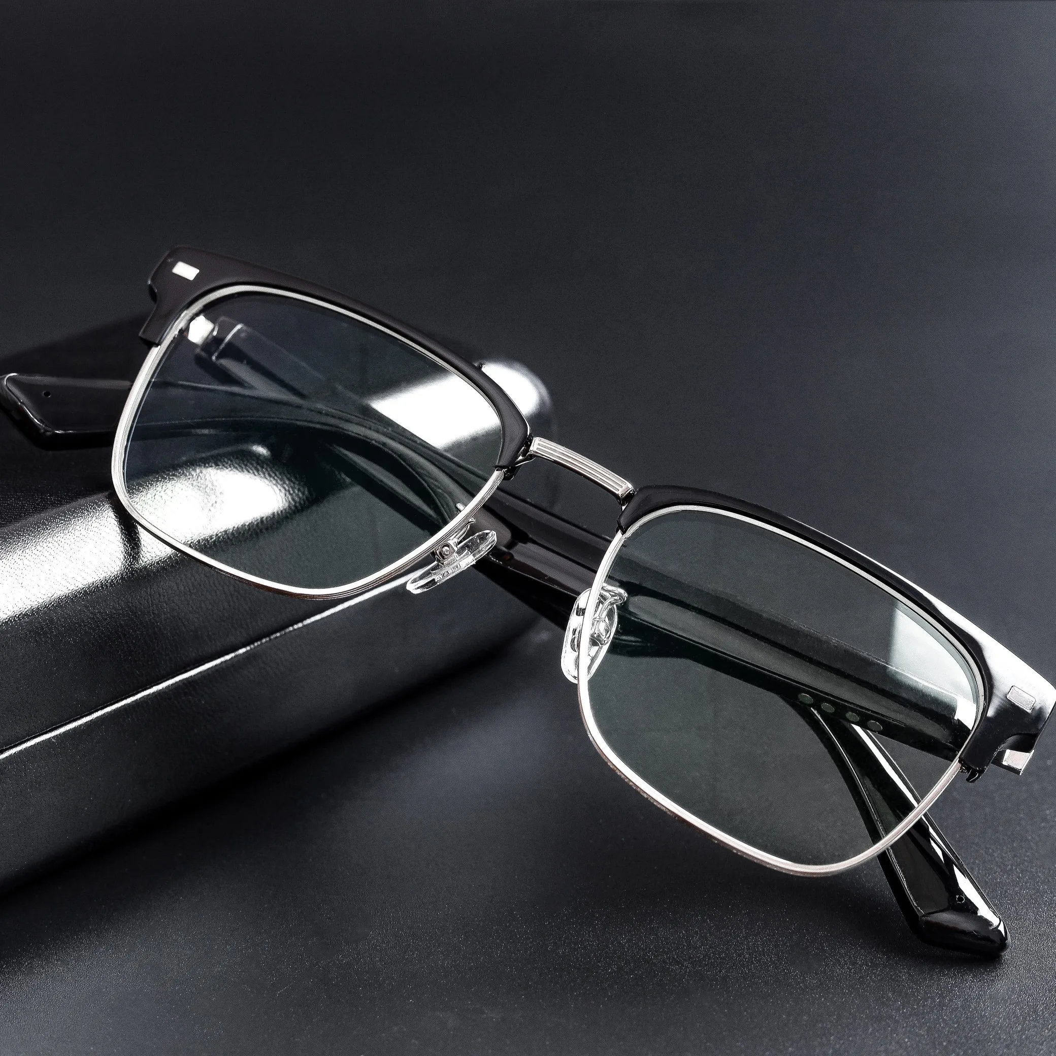 New Luxury Product Smart BT Headphone Shades  Wireless Microphone Blue Cut Glasses Can Match Myopia Lens