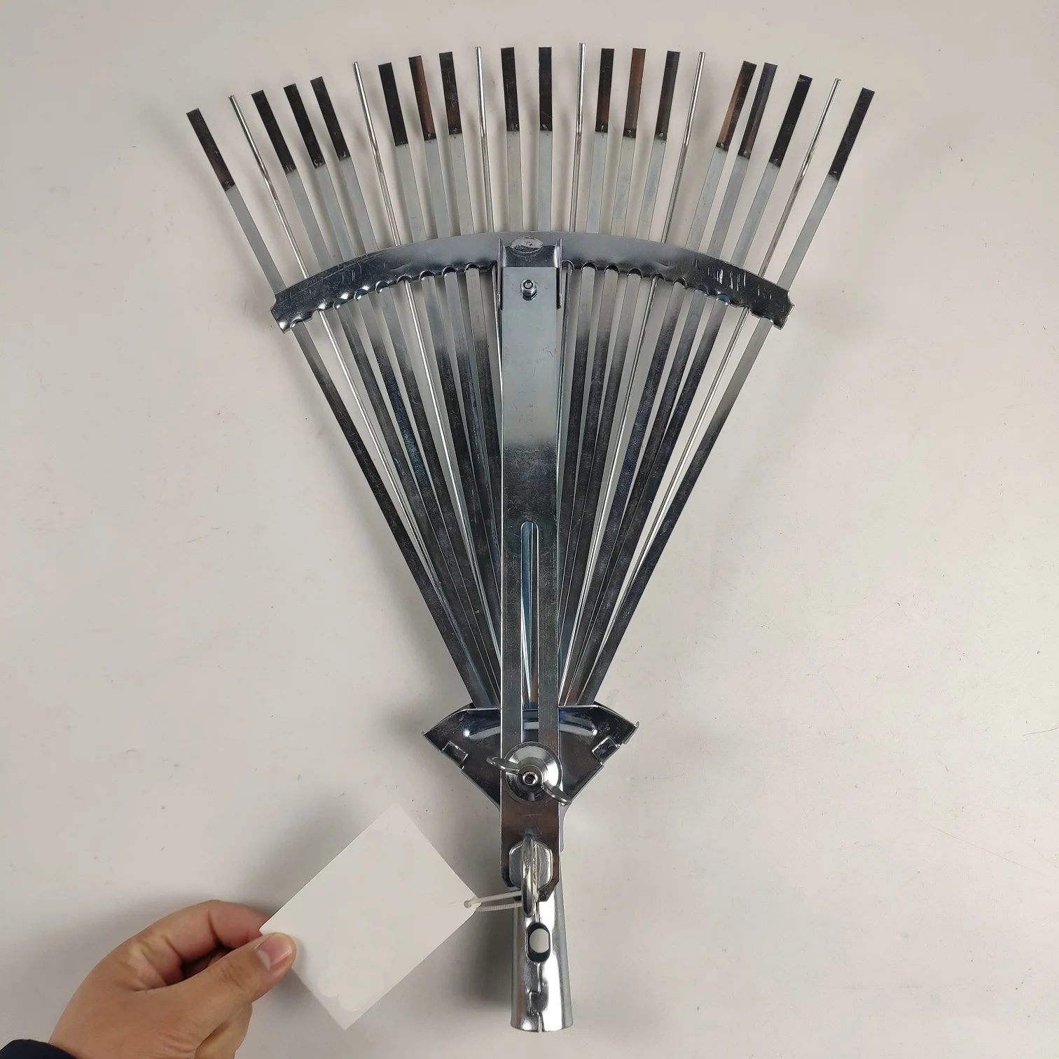 
22 Tines Telescopic rake header 