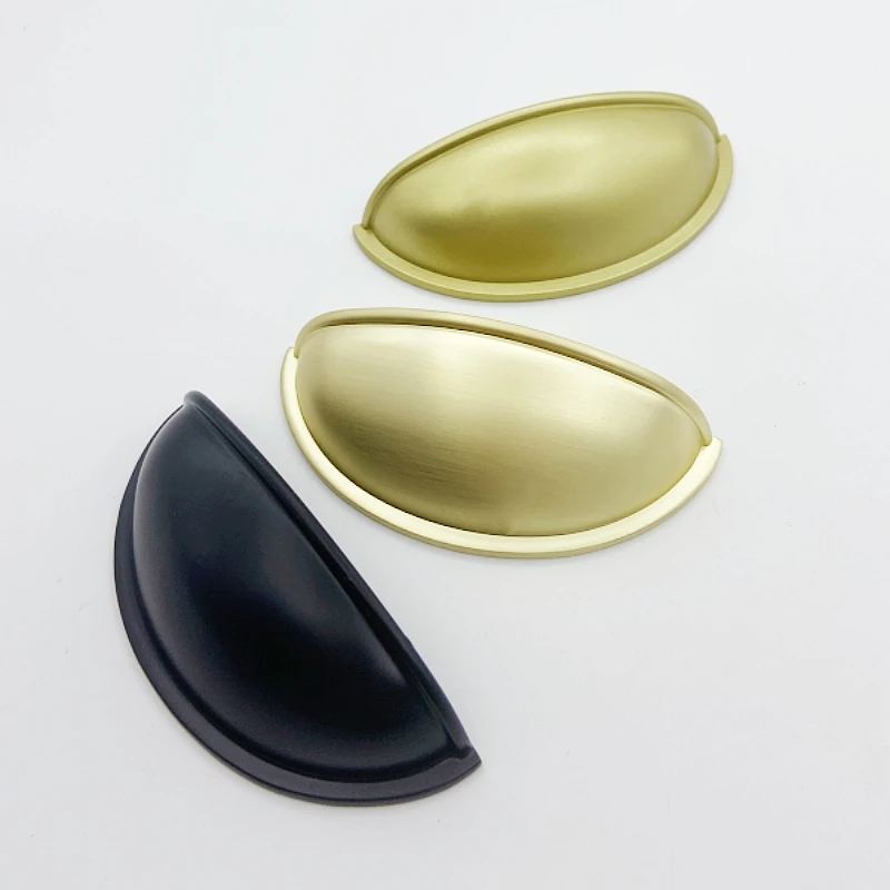 Antique Bronze & Gold Kitchen Cabinet Drawer Pull Vintage Moon Shape Handle made of Zinc Alloy Copper Outdoor Dining Application