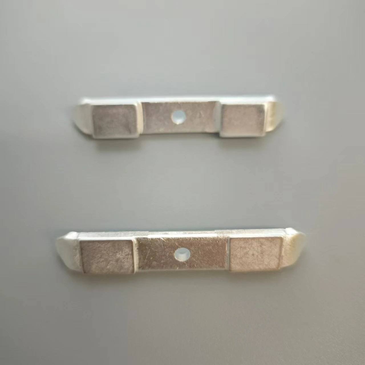 EMD 8262194 EMD Contacts for Diesel/Electric Vehicles AgCdo Electrical contact assembly for locomotive