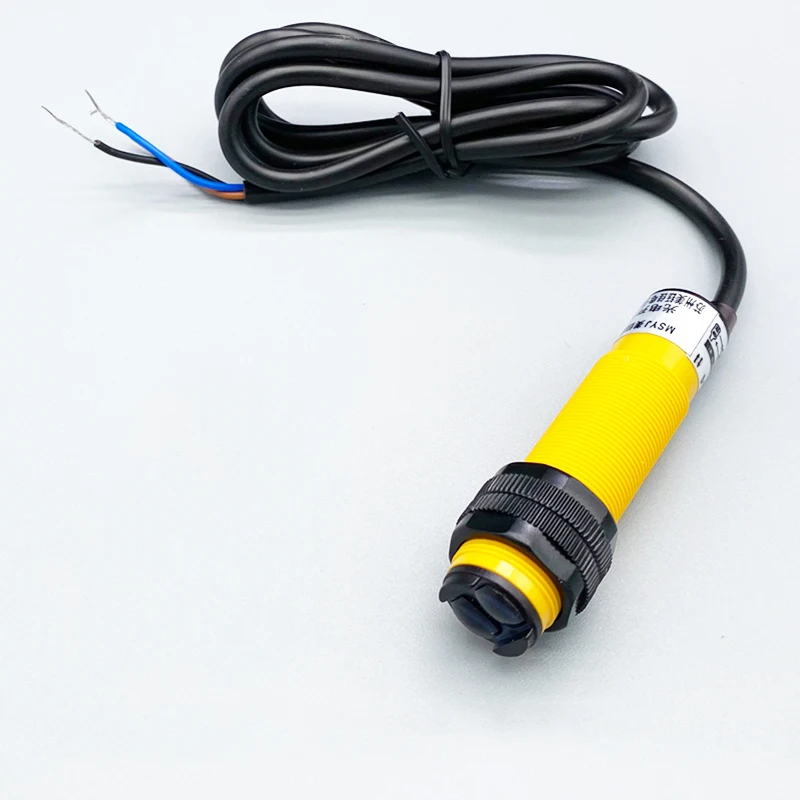 E3F-DS100P2Diffuse reflection photoelectric switch