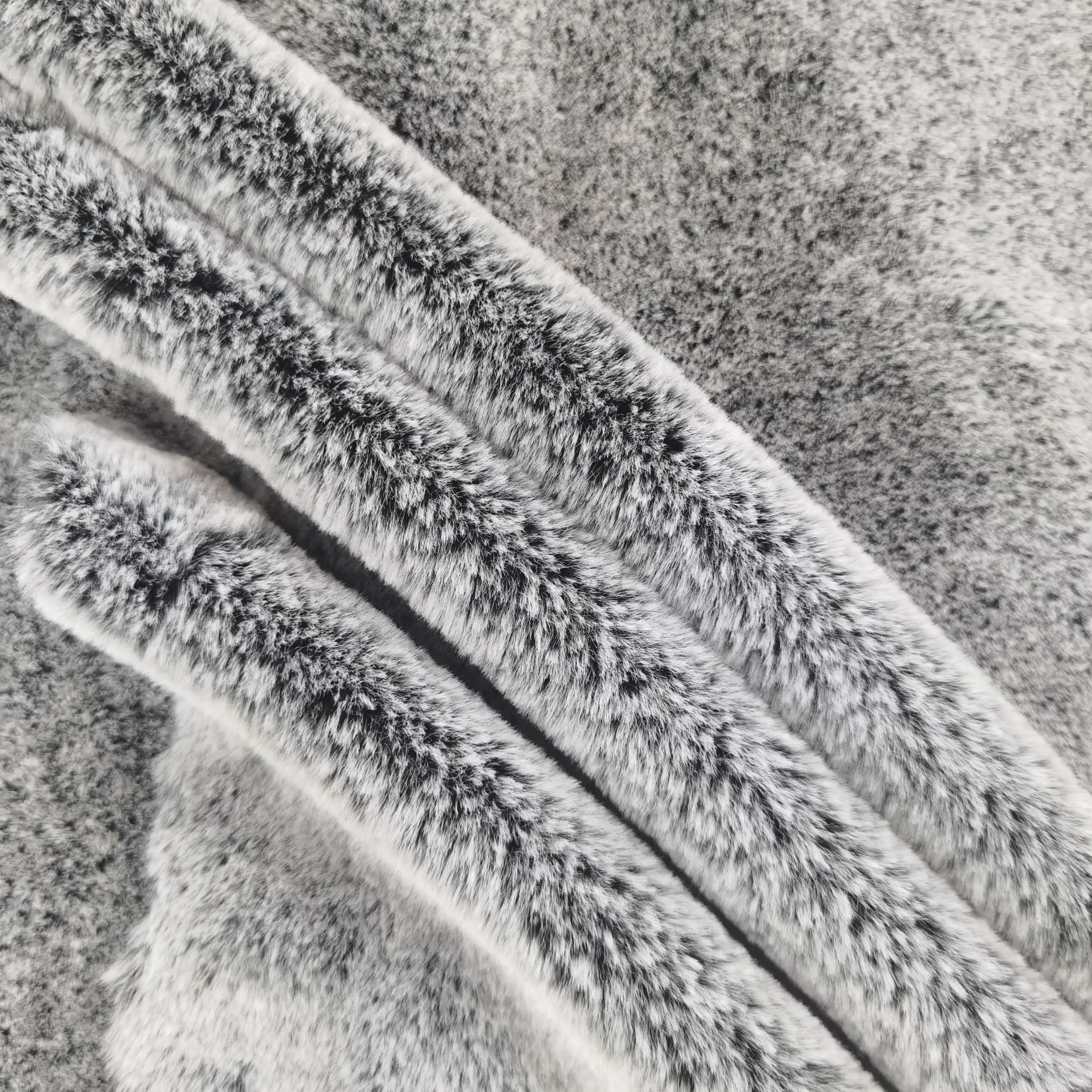 
Discharging print pv long hair shaved white minky soft pink velvet rabbit velvet fabric home textile fabric 