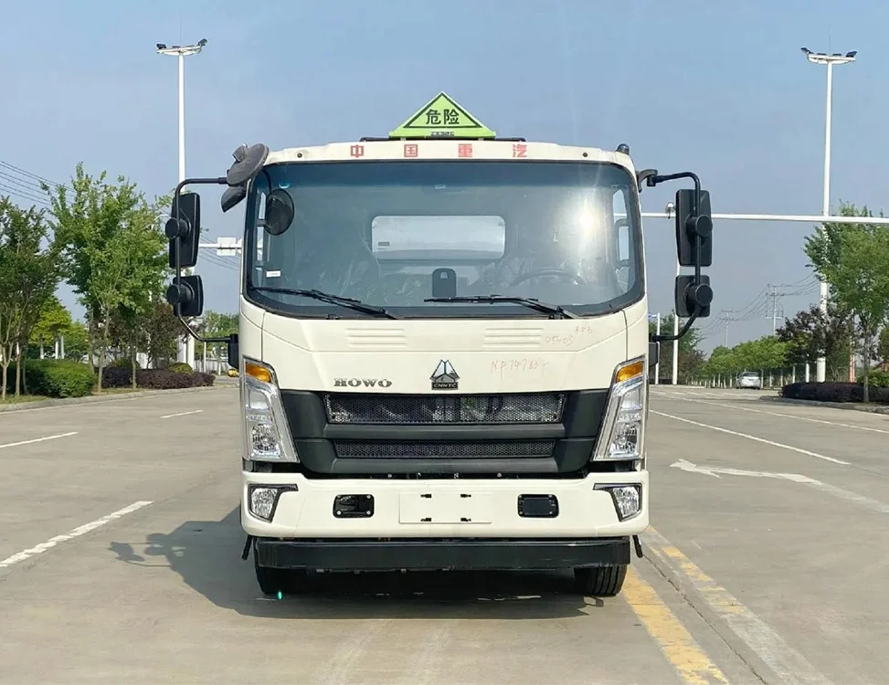 XDR truck gallons 2 axle oil tank body fuel tanker truck price