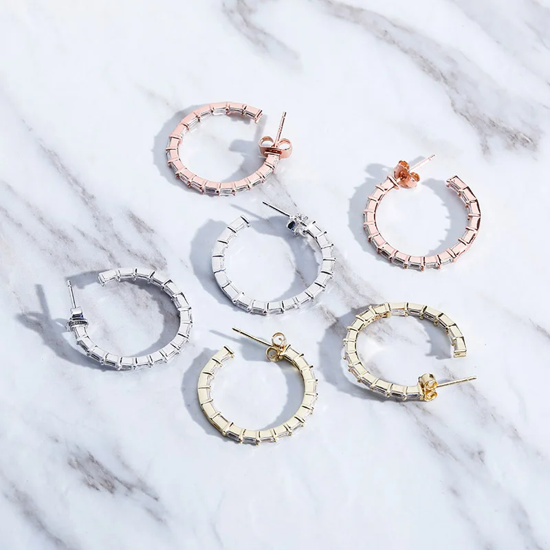 Wholesale Street Style 18K Gold Plated bamboo Crystal Round Shape mini hoop Earrings Crystal Rhinestone Circle Earrings women
