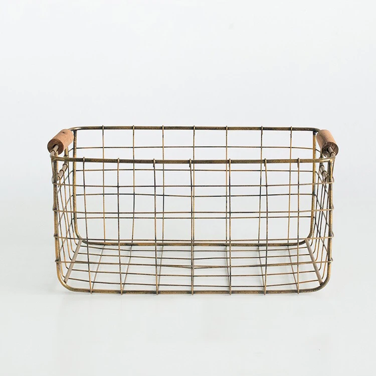 Country Vintage Style Metal Wire Mini Egg Storage Baskets Rust Gathering Basket with Wooden Handles