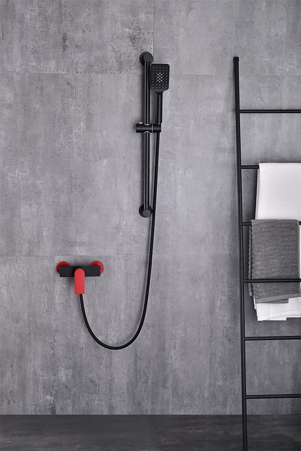 High Quality Luxury Wall-Mount Bath Shower Mixer Brass Bathroom Tap Shower Faucets for Hotels