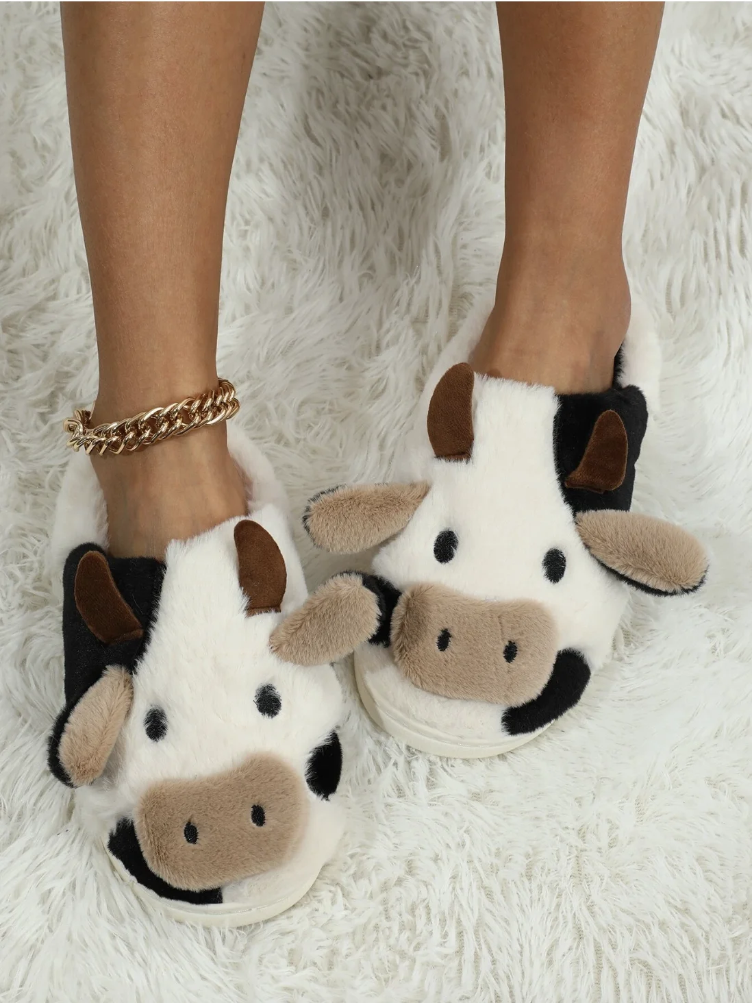 2023 New Cute Printed Cow Fur Slippers Girl Kawaii Fluffy Winter Warm Home Slippers Female Cartoon Animal Style Furry Slippers