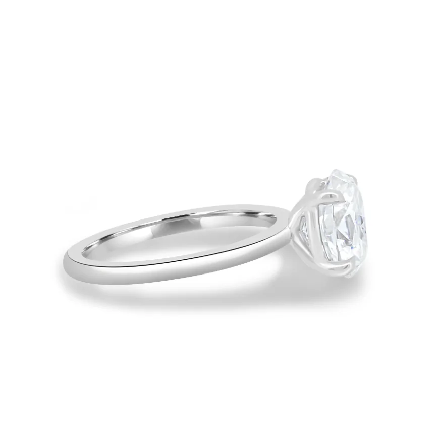 Classic design hand-made solitaire style 14k solid gold 3CT 8x10mm oval moissanite stone ring for wedding