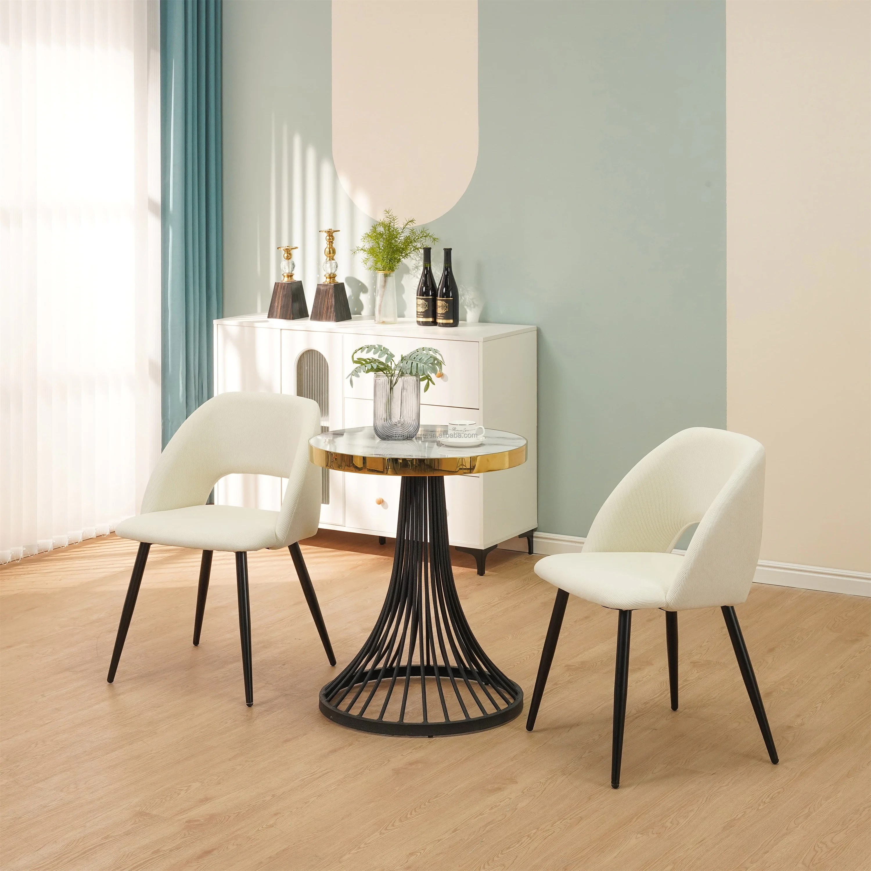Free Sample Customized Furniture Kitchen Nordic Modern Metal Legs Upholstered Velvet Fabric Dining Chair