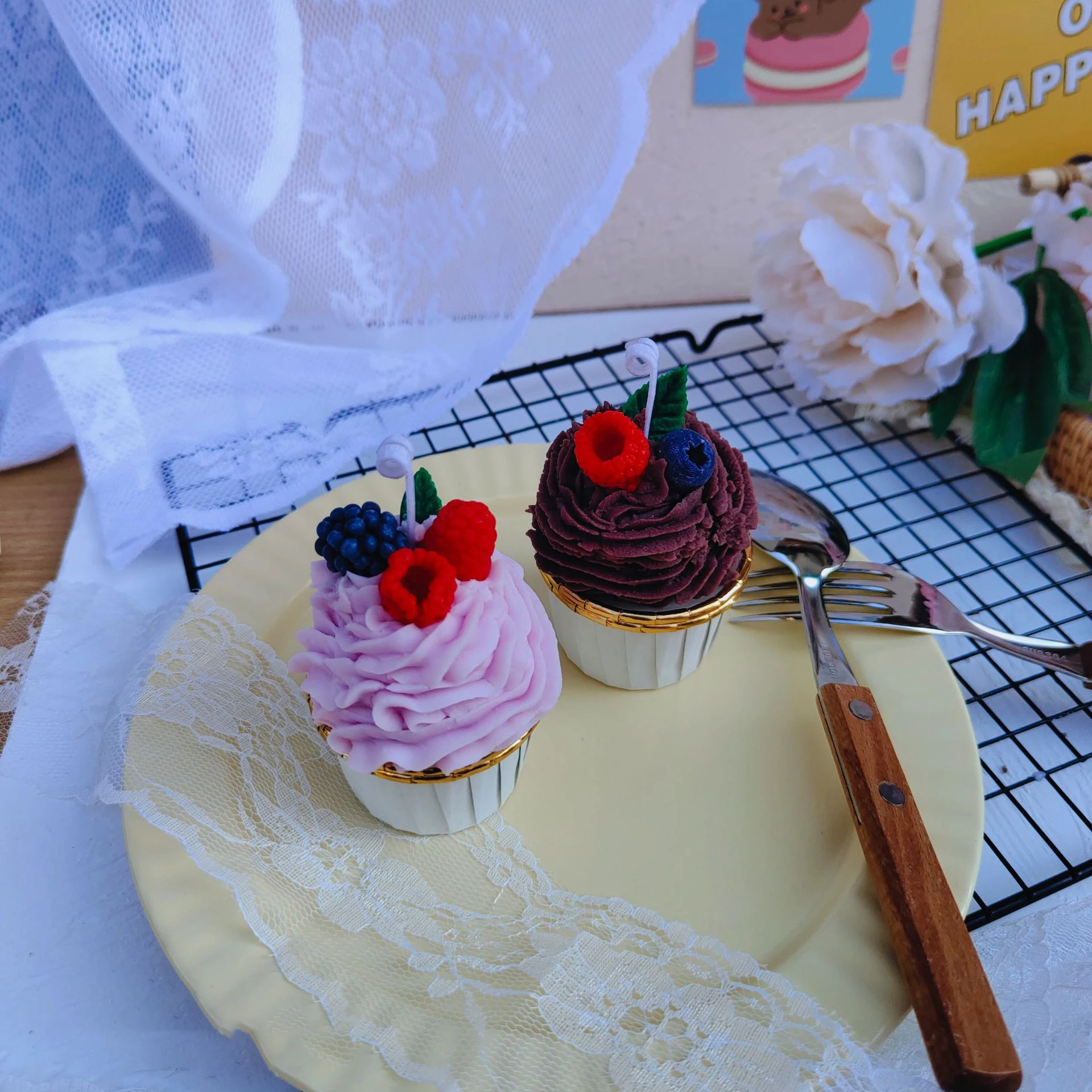 new arrival creative cream cupcake cookies diy scented soy wax candles scent oil fragrance food candle