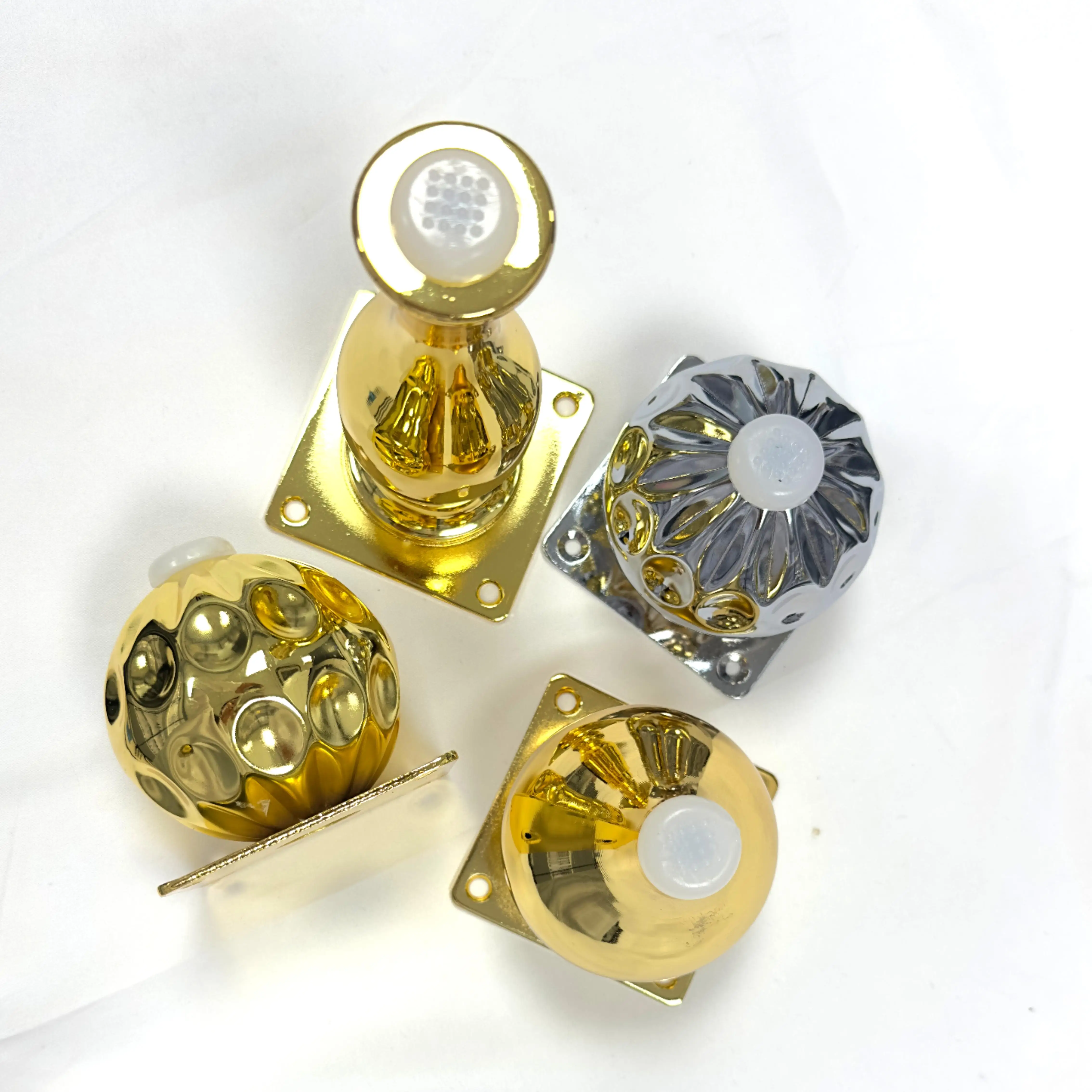 Wholesale OEM Round Metal Modern Couch Legs for Various Cabinet Legs Gold Metal Iron Sofa Leg for Furniture Sofa Bed Accessories