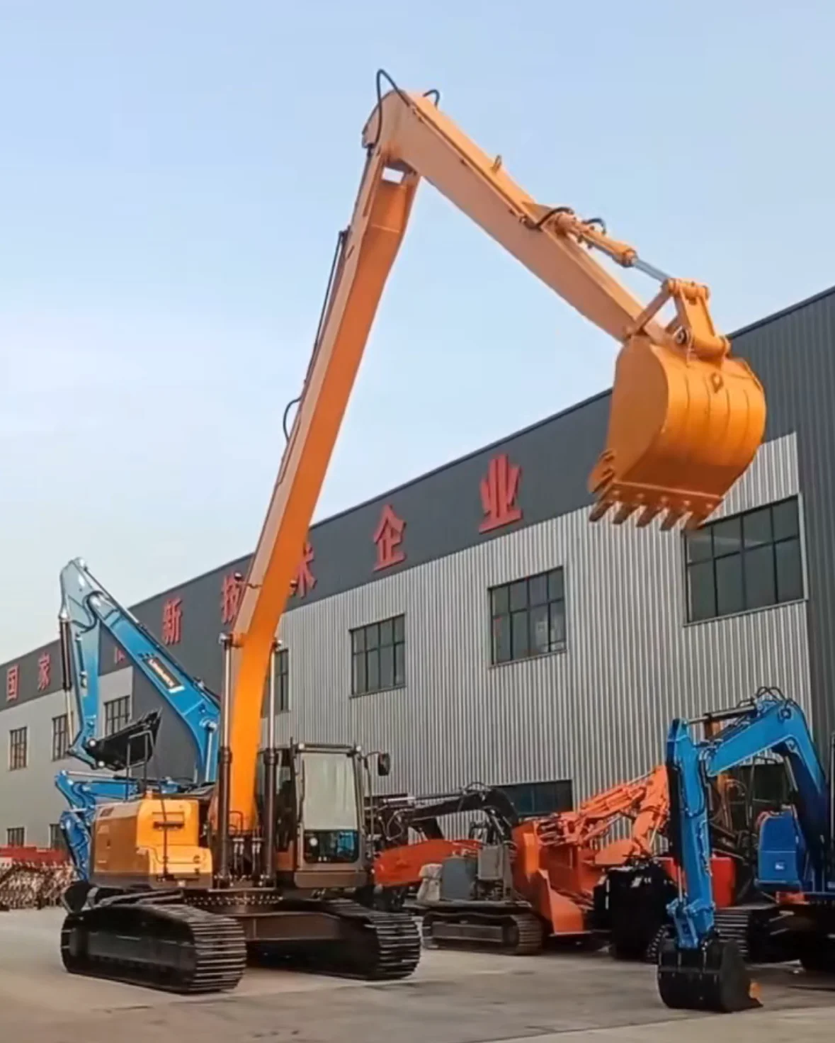 Construction engineering design Large excavators for mining can be customized big heavy industry Hydraulic Crawler Excavator